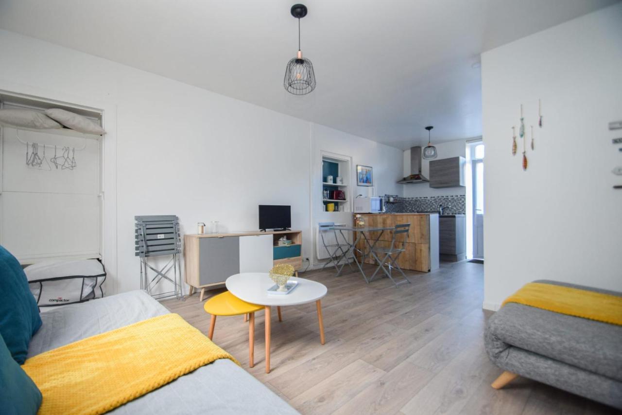 Grand Studio Au Coeur De Dinard A 1Min Du Marche Et 6Min Plage De L'Ecluse Apartment Exterior photo