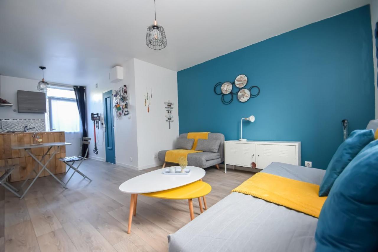 Grand Studio Au Coeur De Dinard A 1Min Du Marche Et 6Min Plage De L'Ecluse Apartment Exterior photo